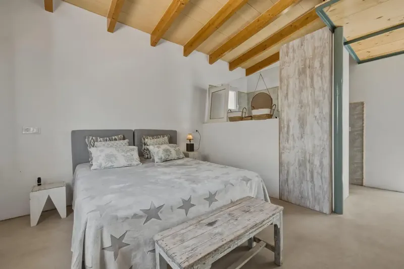 Beautiful rustic finca on a plot of 5,273 m² with a 195 m² house — photo 12