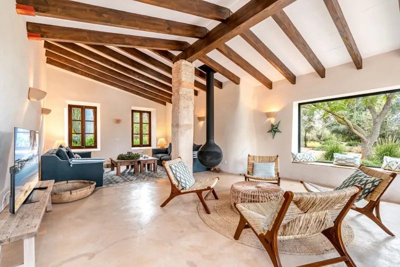 Felanitx full of character country property for sale with good rental potential and sunny terraces — photo 2