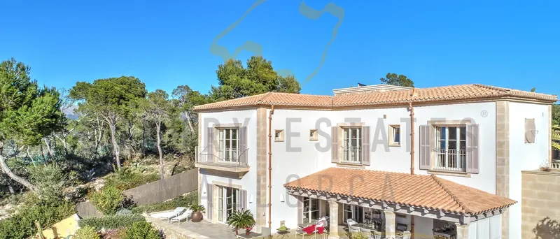 Natural stone villa in Port Andratx with harbour views — photo 1