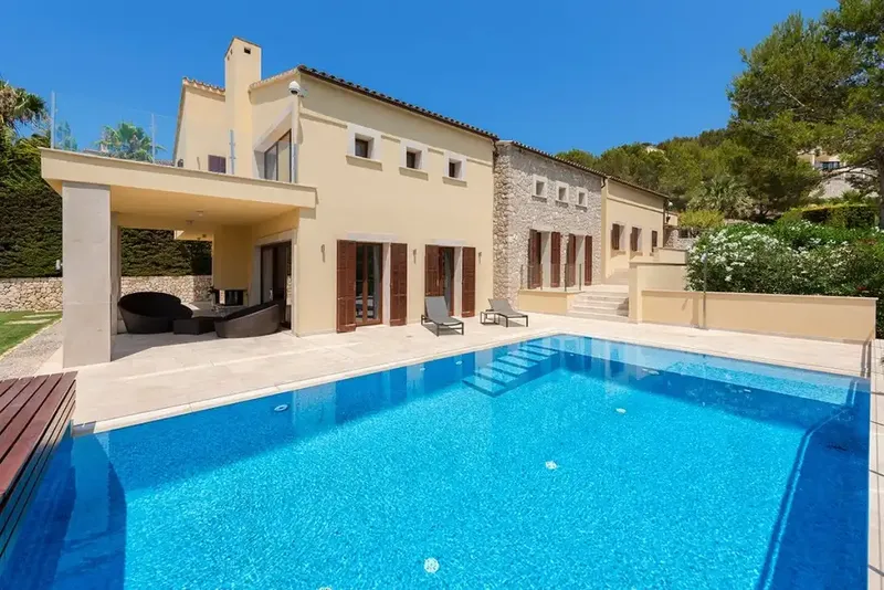 Just five minutes from the beach in the prestigious area of Canyamel in northeast Mallorca, in a picturesque location next to the golf course — photo 3