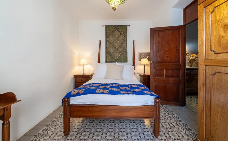 Renovated historic townhouse with roof terrace in ... — photo 8