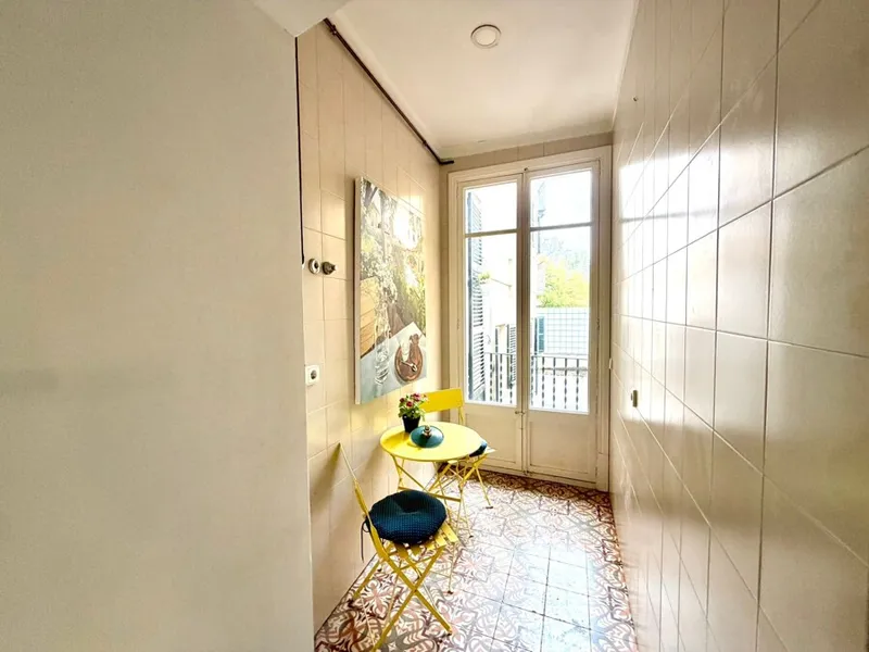 Spacious and Bright Old Town Apartment in Palma — photo 9