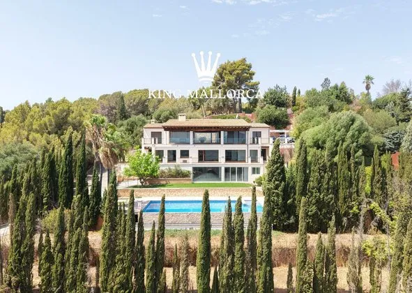 Detached house in Esporles — photo 1