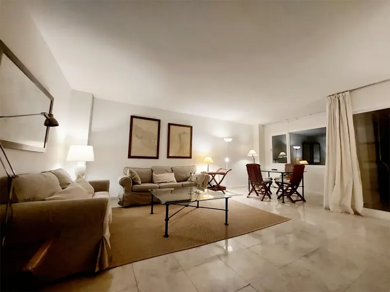Very bright exterior penthouse of 110m usable, three bedrooms, two bathrooms and terrace with sea views, fully equipped. Independent heating — photo 10