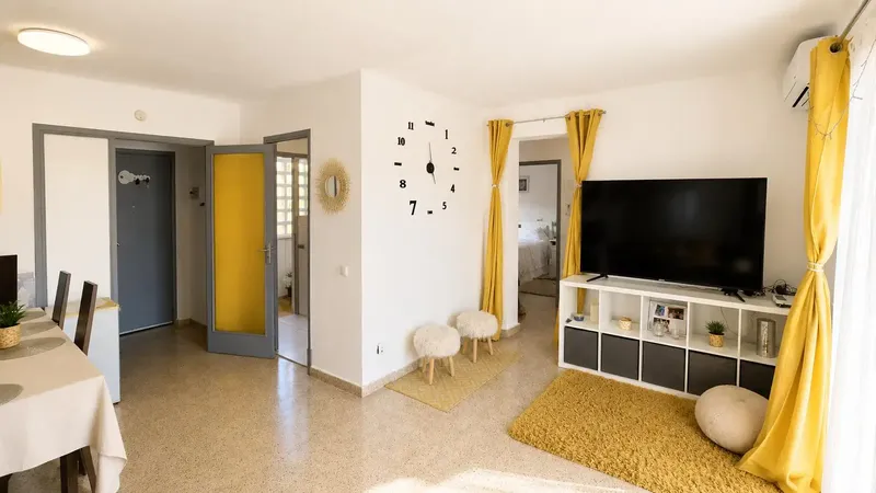 Apartment for sale in Son Ferrer, with approximately 86 m2 built and a terrace of about 7 m2 — photo 2