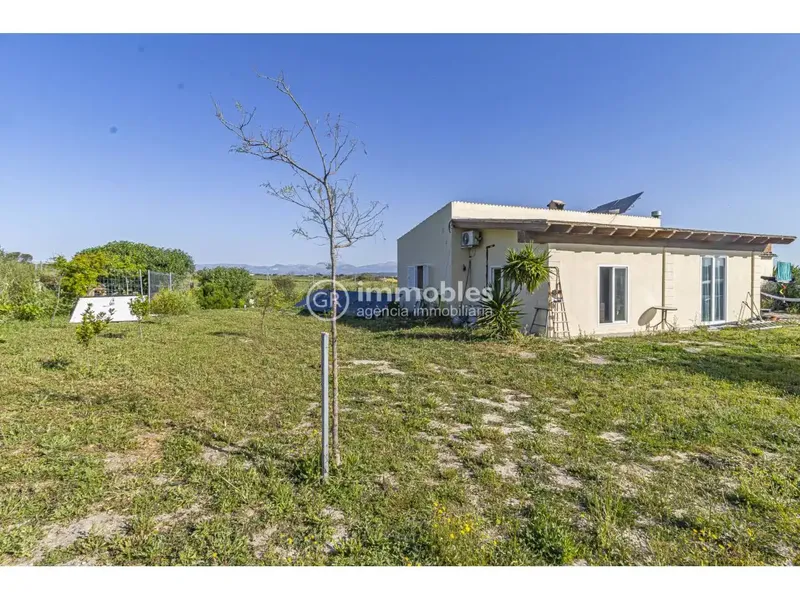 Finca in Montuiri, located in the Son Massanet area, between Montuiri and Porreres, standing out for its open views and its privileged location — photo 2