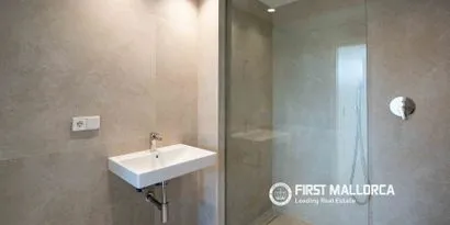 Real estate picture 0 Ref. No. 84156 — photo 8