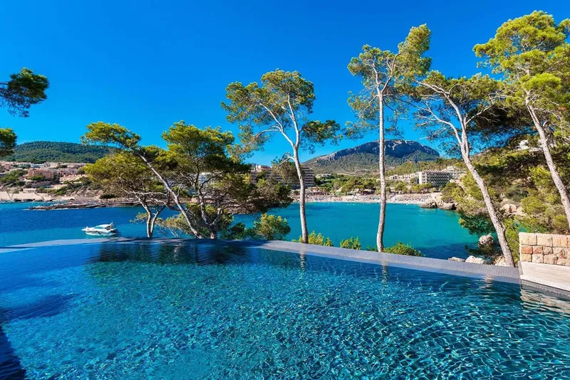 Modern villa with panoramic sea views and vacation license in the southwest of Mallorca — photo 2