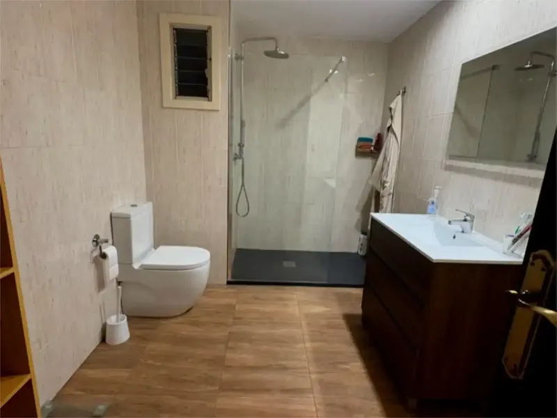 Descubre este espectacular ático de 250 m² ubicado en Palma, concretamente junto al Paseo Mallorca y Santa Catalina o la Riera que combina l — photo 12