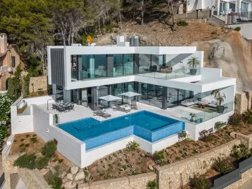 Elegant villa with stunning panoramic sea views in Nova Santa Ponsa — photo 8