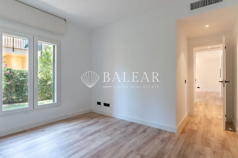 Ground floor with garden and communal pool in Sa Rapita — photo 11