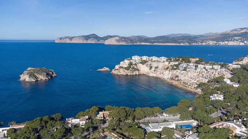 Project! Fabulous opportunity to co-design your own luxury villa with pool in Costa de la Calma — photo 5