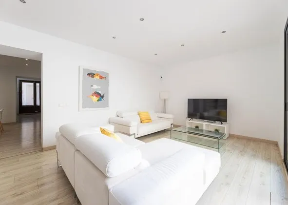 Detached house in Sineu — photo 1