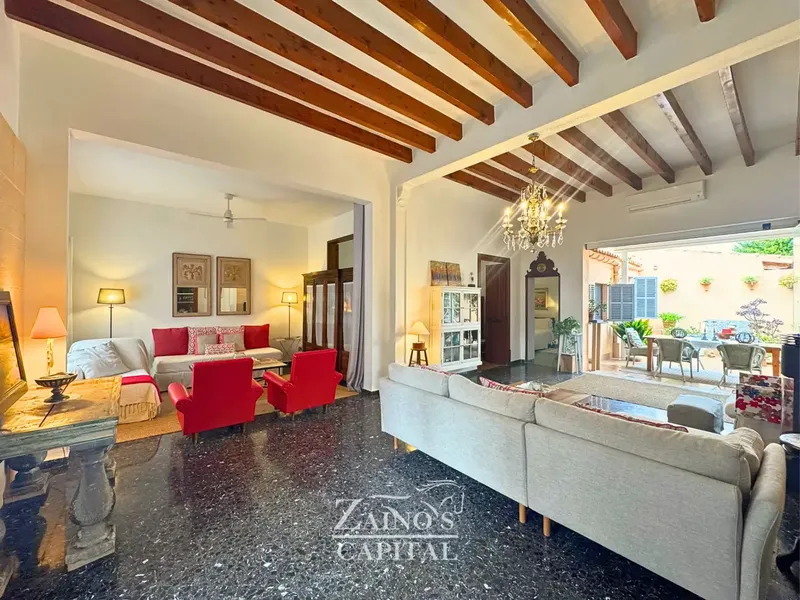 We present a unique opportunity to acquire a home in Colonia de Sant Jordi, located in a privileged environment just 30 meters from the sea. — photo 6