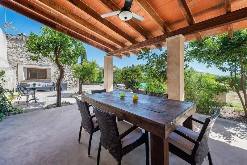 ¡Bienvenido a su propio retiro en una pintoresca casa de campo con licencia de vacaciones y molino histórico! Esta propiedad única ofrece a  — photo 10