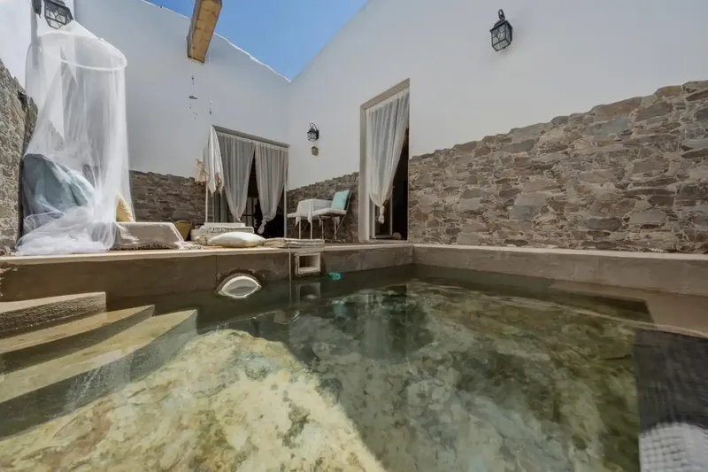 Beautiful rustic finca on a plot of 5,273 m² with a 195 m² house — photo 9