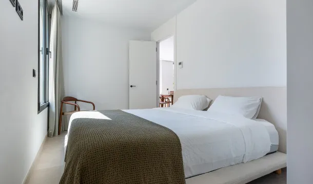Elegant apartment with terrace near Bellver Park in Palma — photo 11