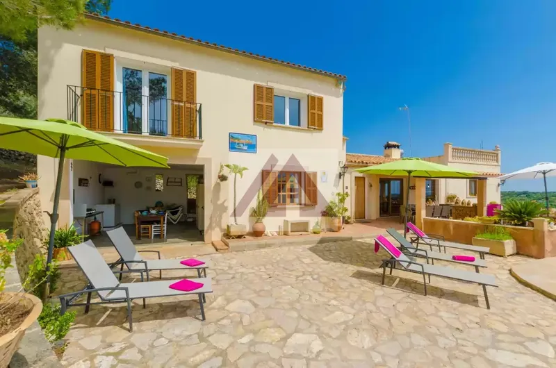 Country house for sale in Portocolom — photo 2