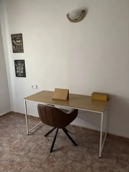 Se alquila acogedor chalet de estilo rústico de 110m construidos , ideal para quienes buscan tranquilidad, comodidad y espacio, tanto para v — photo 11