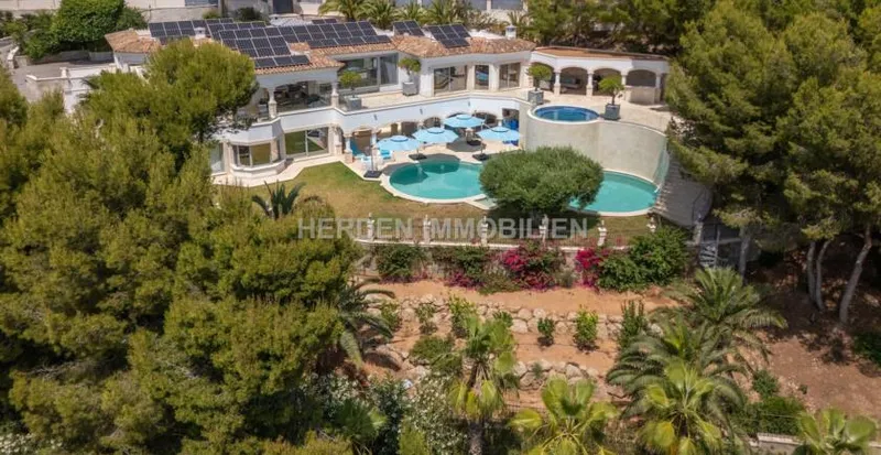 Spectacular Luxury Estate with Stunning Sea Views in Costa de la Calma Mallorca — photo 2