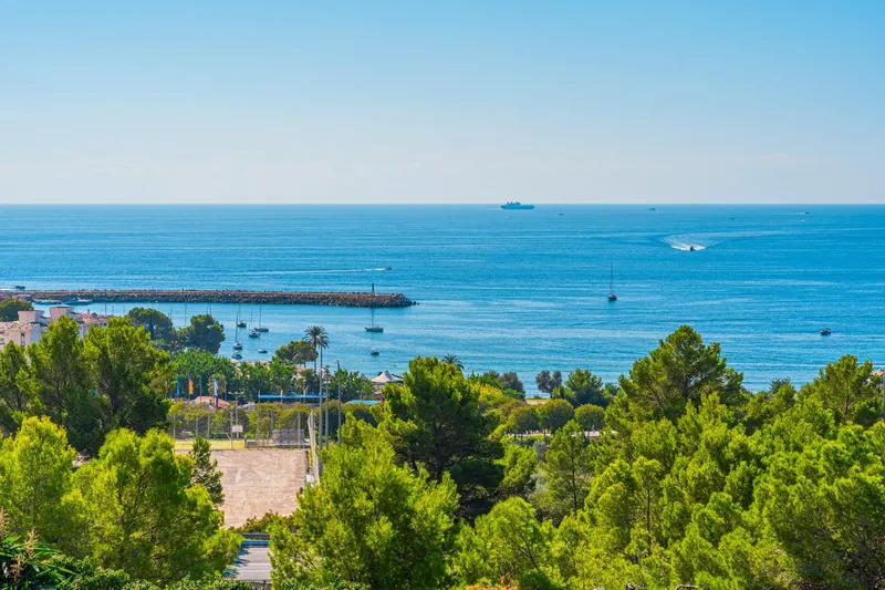 Spectacular modern villa with sea views in Costa den Blanes — photo 4
