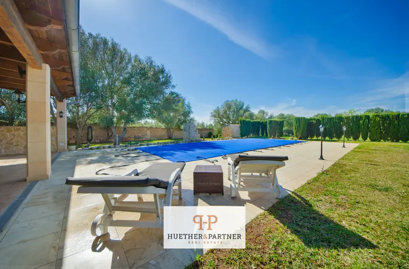 Finca near Llucmajor with guest houses and lots of privacy — photo 5