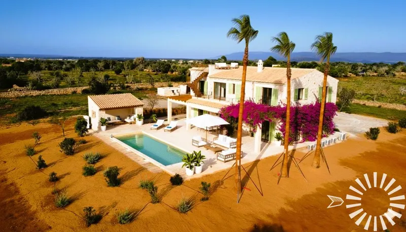 Casa rustica for sale in Es Llombards, Ses Salines of 450 m2 — photo 2
