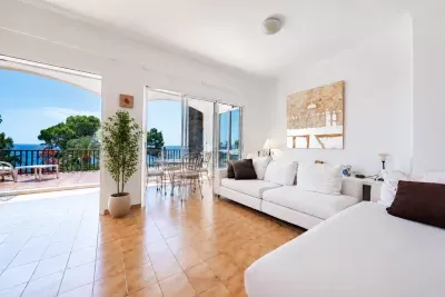 Ground floor in Cala Mandia with sea views and garden — photo 1