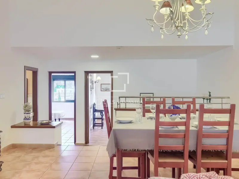 Charming townhouse a few steps from the sea in Cala Sant Vicenç — photo 12