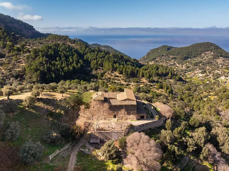 Luxury home in Estellencs, Province of Balearic Islands — photo 3
