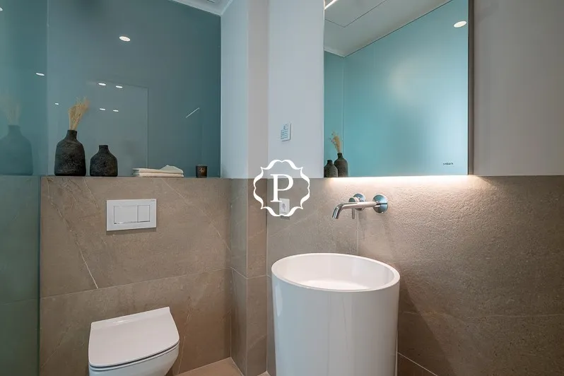 Sea view apartment for sale in Palma in prime location — photo 9
