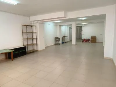 Business Premise - Palma de Mallorca (S'Arenal), Built Surface 137m², 20 Distance to the Sea — photo 1