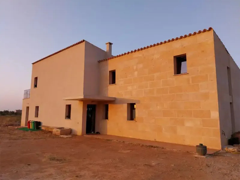 ALQUILER DE TEMPORADA [redacted] DÍAS DESDE EL 25 DE JULIO. Es una vivienda amplia, muy cómoda y bien aislada. Tiene una cocina abierta al com — photo 11
