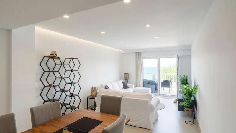 Exclusive beachfront apartment — photo 5