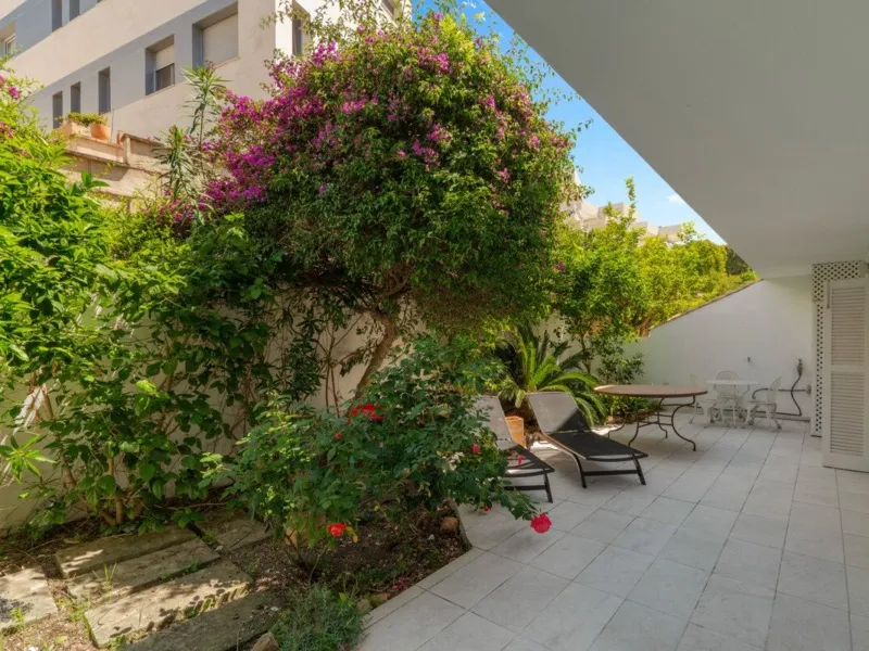 Spacious dual apartment in Camp de Mar - 4 bedrooms, 123 m² — photo 4