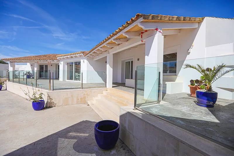 Modern finca with pool and beautiful garden in Llucmajor Mas — photo 5