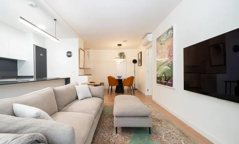 Modern semi-new apartment in Nou Llevant with 1 bedroom — photo 1