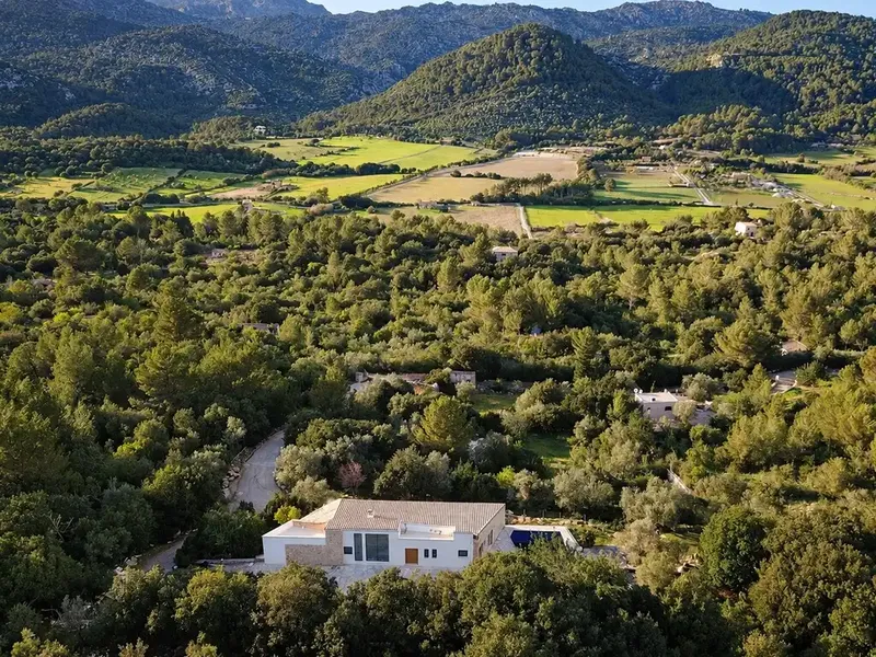 Charming rural villa for sale in Campanet with valuable tourist rental license ETV, a rare asset in Mallorca — photo 1