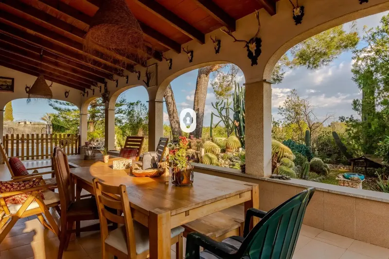 From INMOCLAUS we present this interesting property located in the Camponet area (Inca), combining spaciousness, privacy and high potential — photo 5