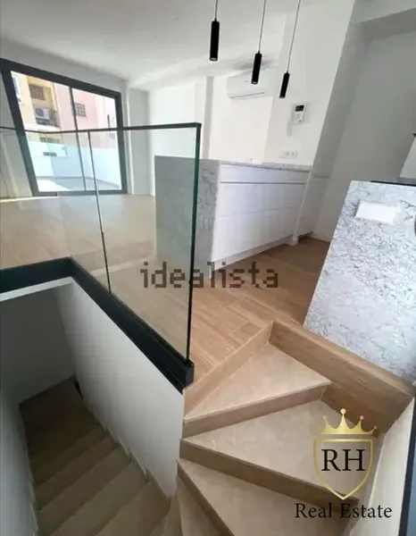 Magnificent new-build duplex for sale in the Plaza de Toros area, a central and privileged location. — photo 12