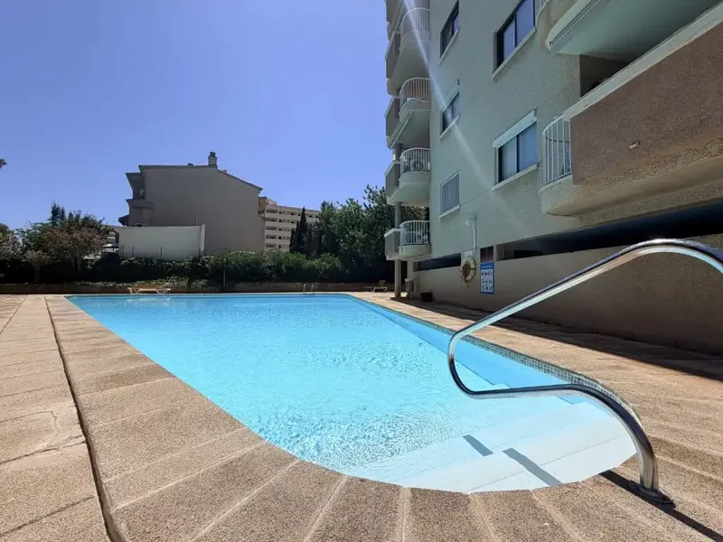 Discover this elegant first-class apartment located in the heart of Portals Nous, one of the residential and holiday areas — photo 1