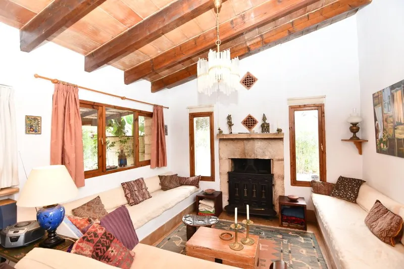 Cozy semi-detached country house on a quiet plot 800 meters from Santanyí — photo 7