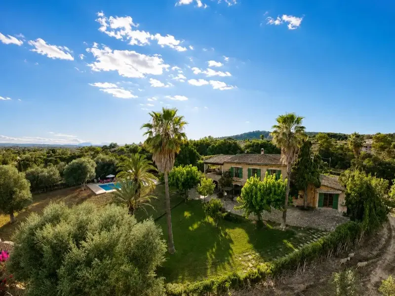 Exclusive luxury estate in Vilafranca de Bonany | Privacy, elegance and privileged views — photo 8