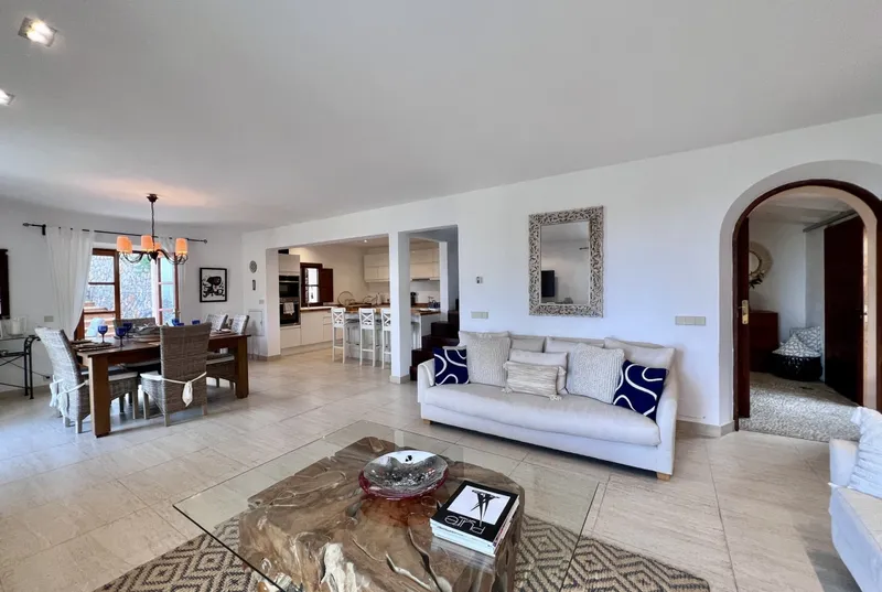 Beautiful house in Deià with sea and mountain views — photo 4