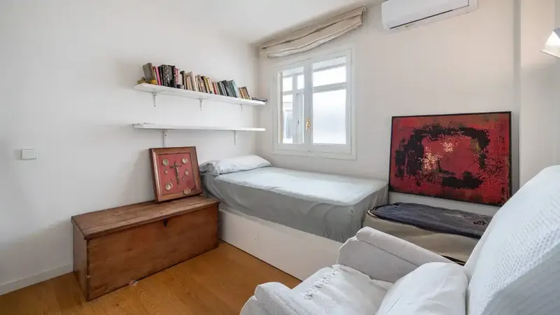 Amplio apartamento de aprox. 145 m² construidos, situado en una zona residencial céntrica y tranquila de Son Armadans, a pocos minutos a pie — photo 12