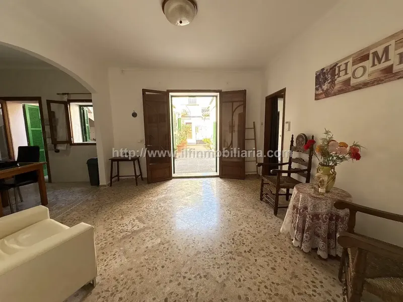 Magnificent Mallorcan-style house for sale in Petra — photo 12