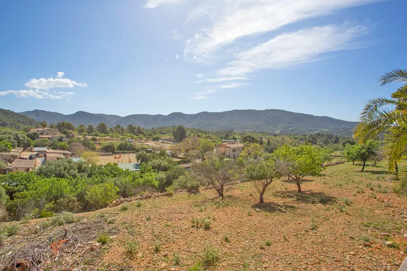 Mallorcan village house with great potential in a spectacular location in Calvia village — photo 8
