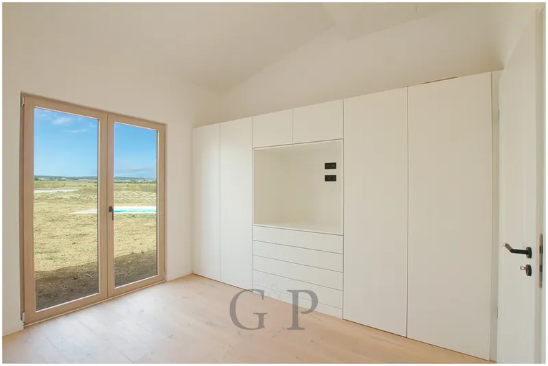 Real estate details — photo 6