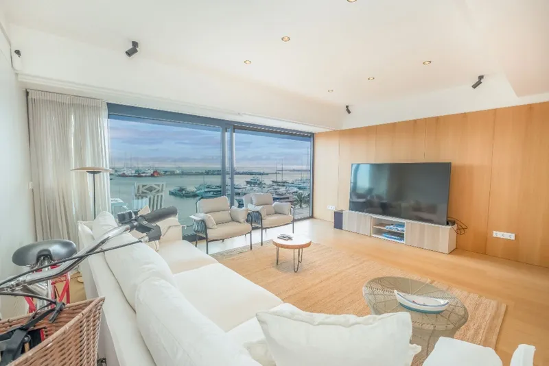 Luxury penthouse on the first line of the sea in Palma de Mallorca, Son Armadams — photo 1