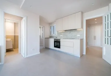 Central apartment with sea views — photo 10